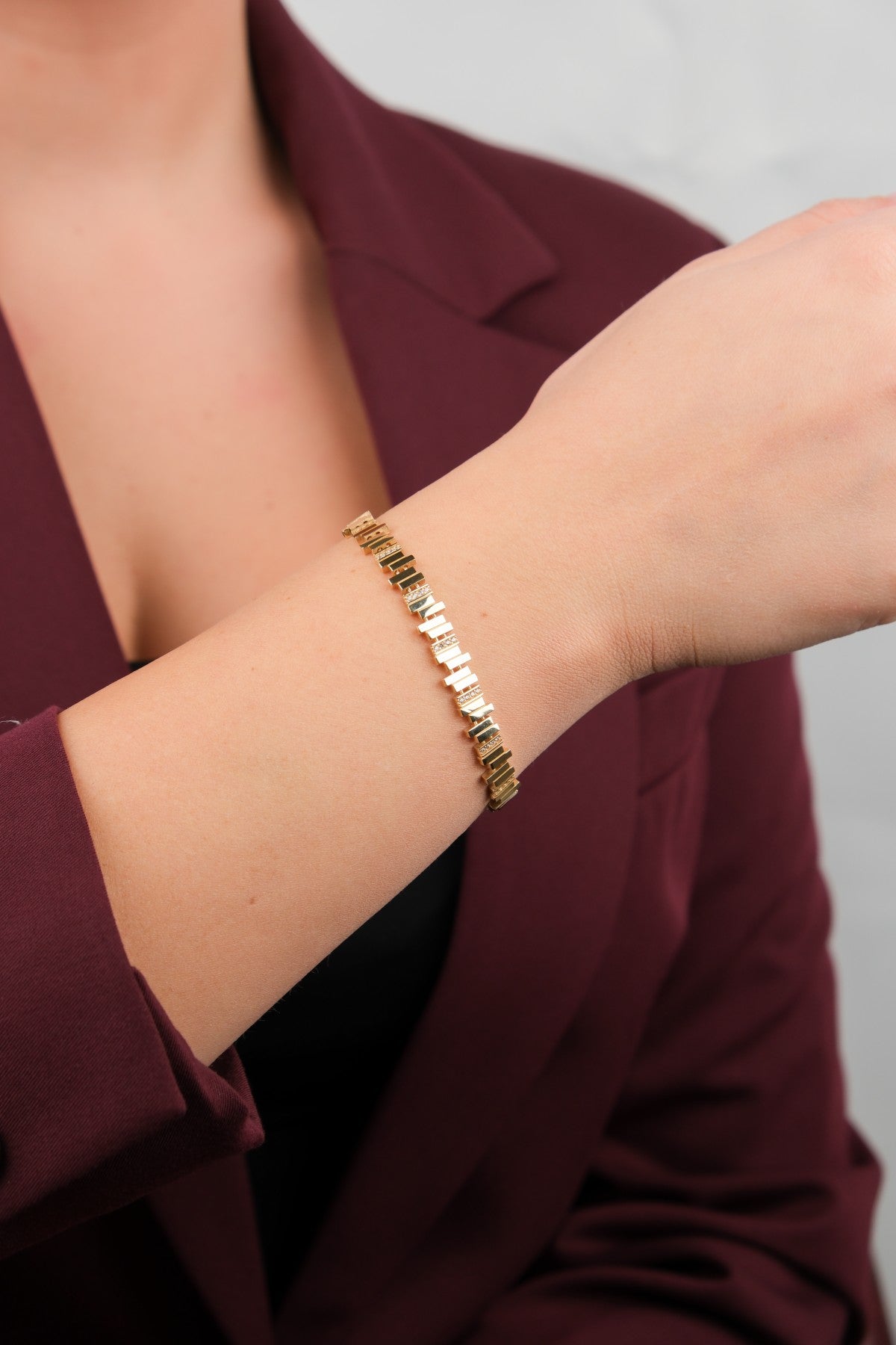 Bahçeşehir Mücevherat 14 Ayar Altın Bileklik - 14BL2434