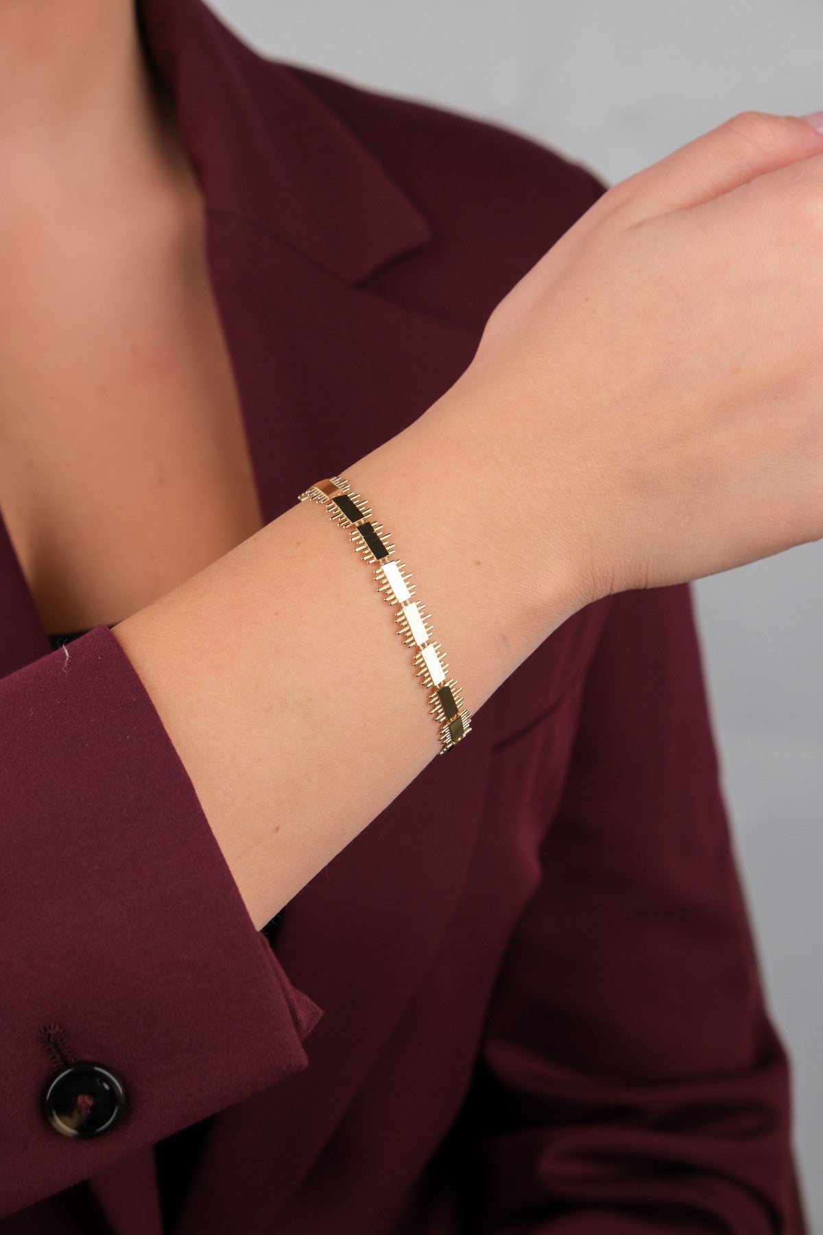 Bahçeşehir Mücevherat 14 Ayar Altın Bileklik - 14BL2436