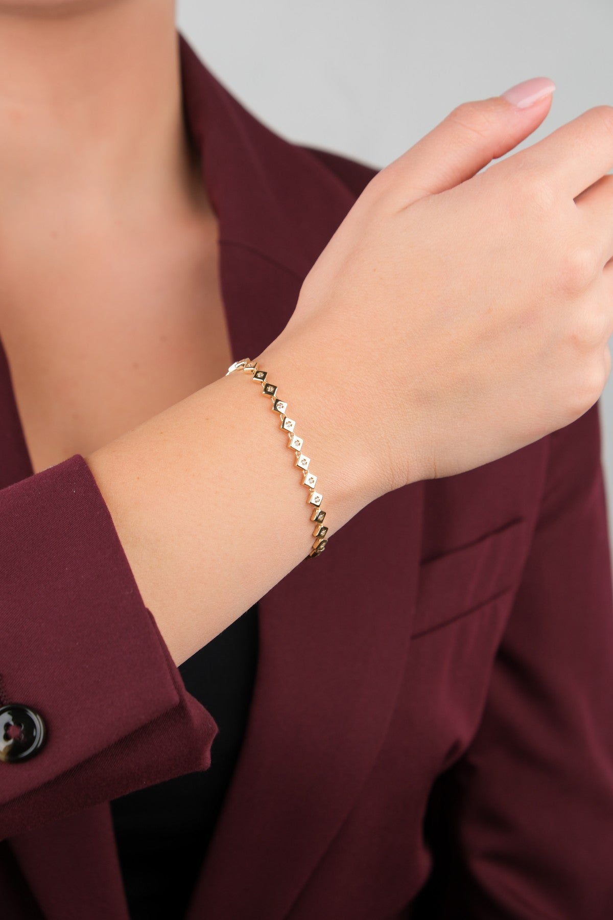 Bahçeşehir Mücevherat 14 Ayar Altın Bileklik - 14BL2491