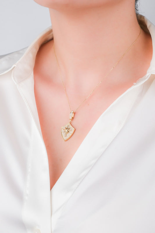 Taşlı Kuzey Yıldızı Charm Kolye