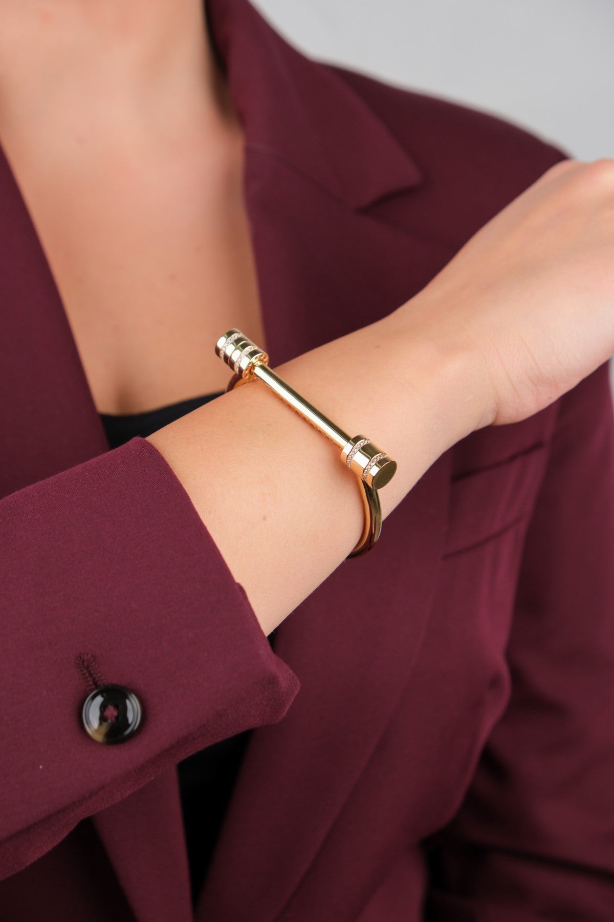 Regold 14 Ayar Altın Kelepçe - 14KLP717