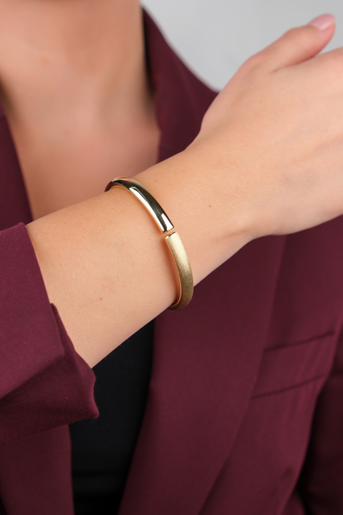 Bahçeşehir Mücevherat 14 Ayar Altın Kelepçe - 14KLP732