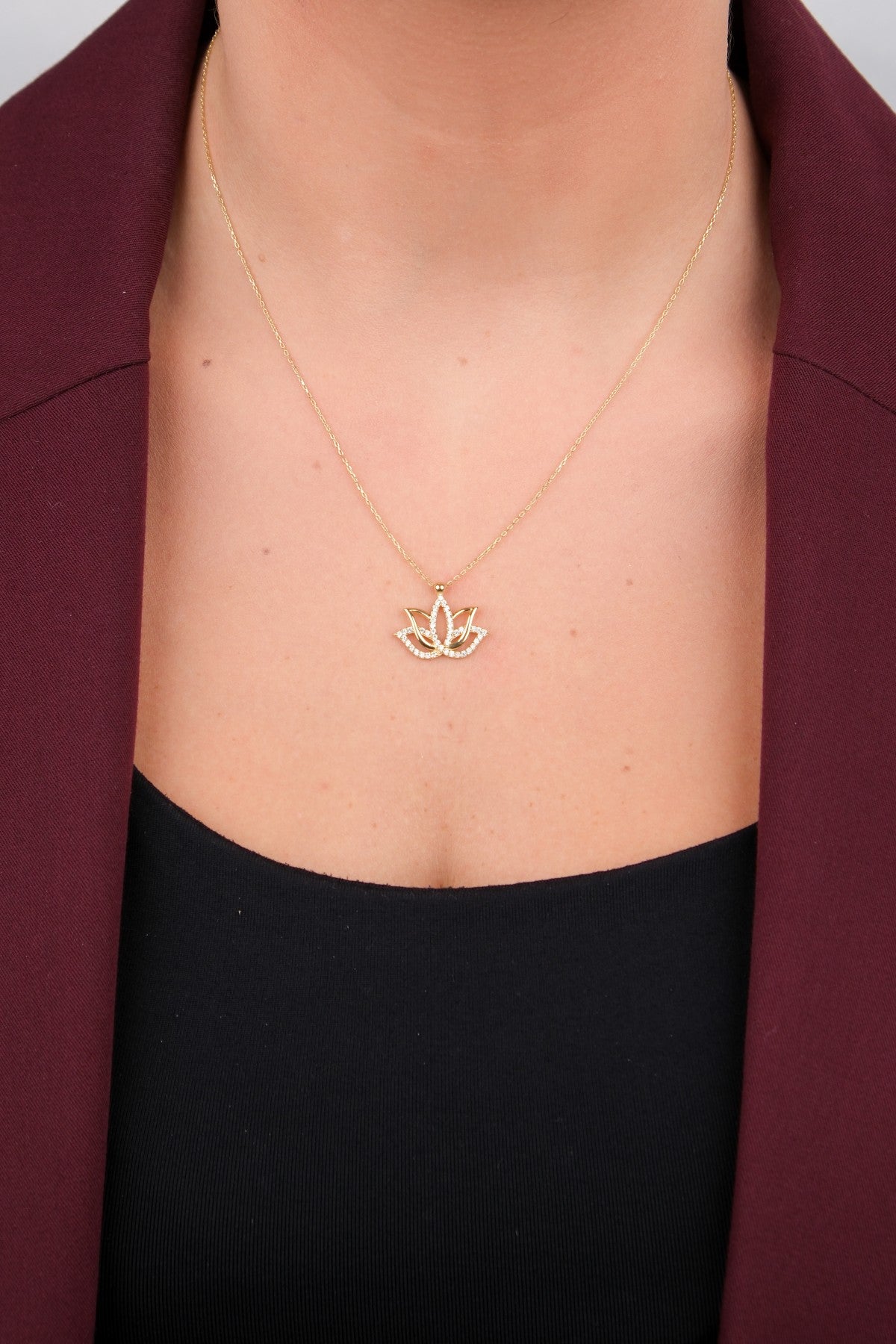 Taşlı Lotus Kolye